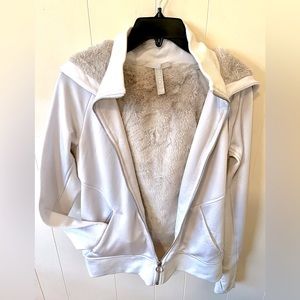 Authentic Athleta thick faux fur jacket XS